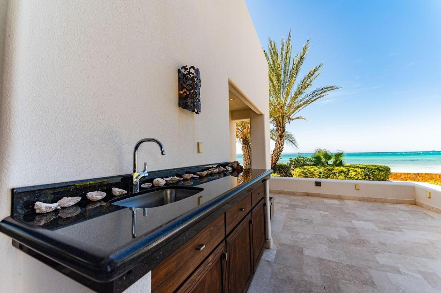 Luxury Oceanfront Condo At El Caimancito Beach La Paz Exterior foto